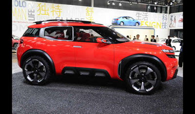 Citroën Aircross Concept 2015 side